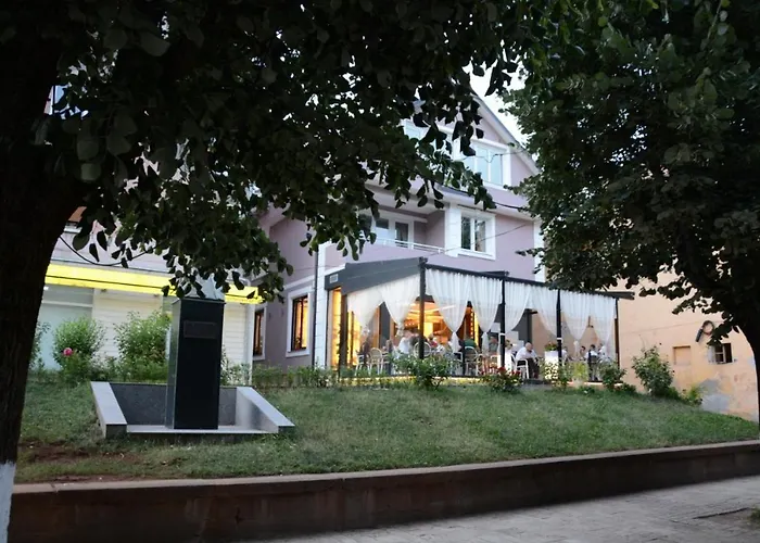 Royal Albania מלון Peshkopi